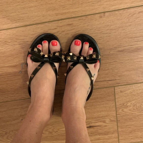 Valentino Rockstud Jelly Thongs - Picture 6 of 10
